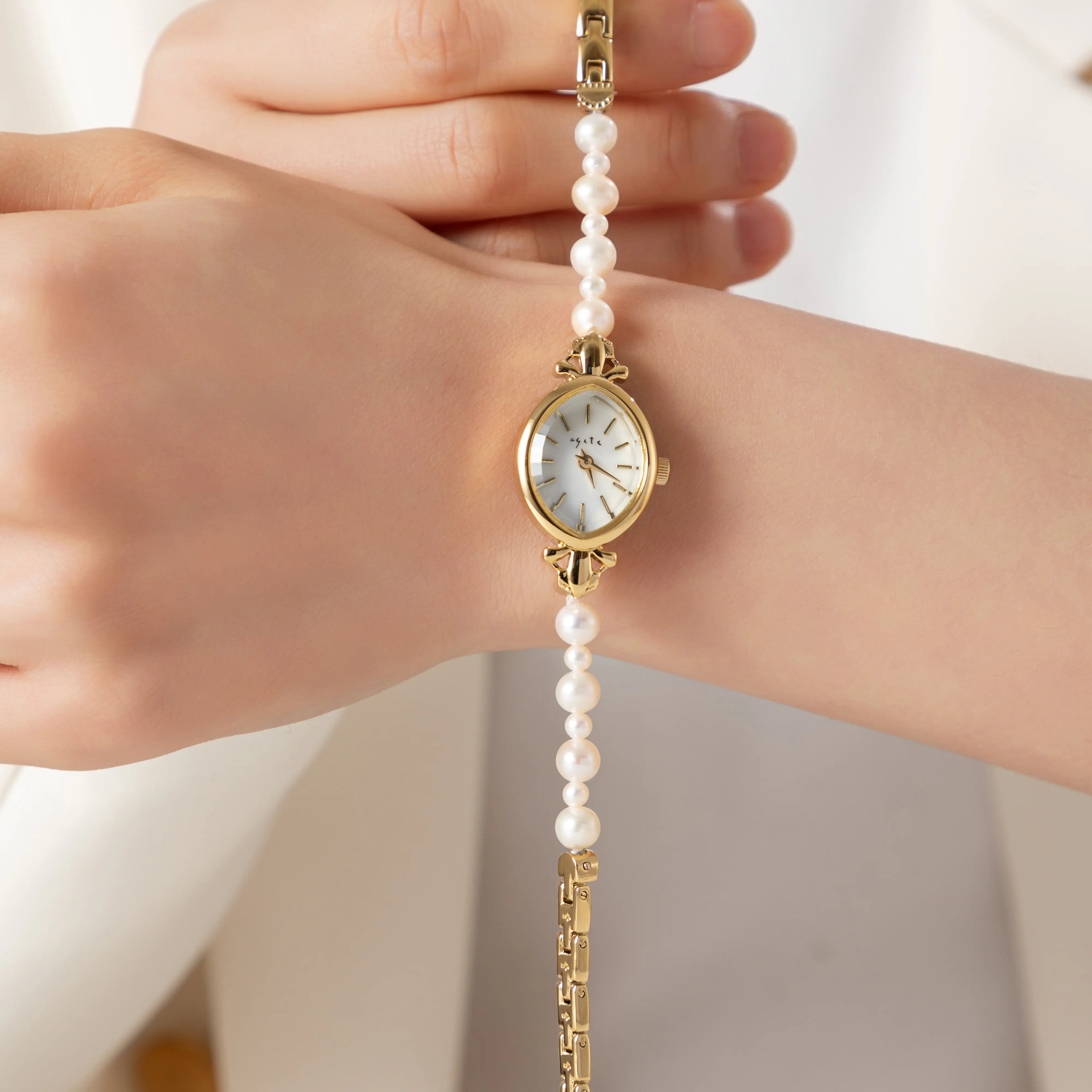 Lucky Fours Humir Women's Watch