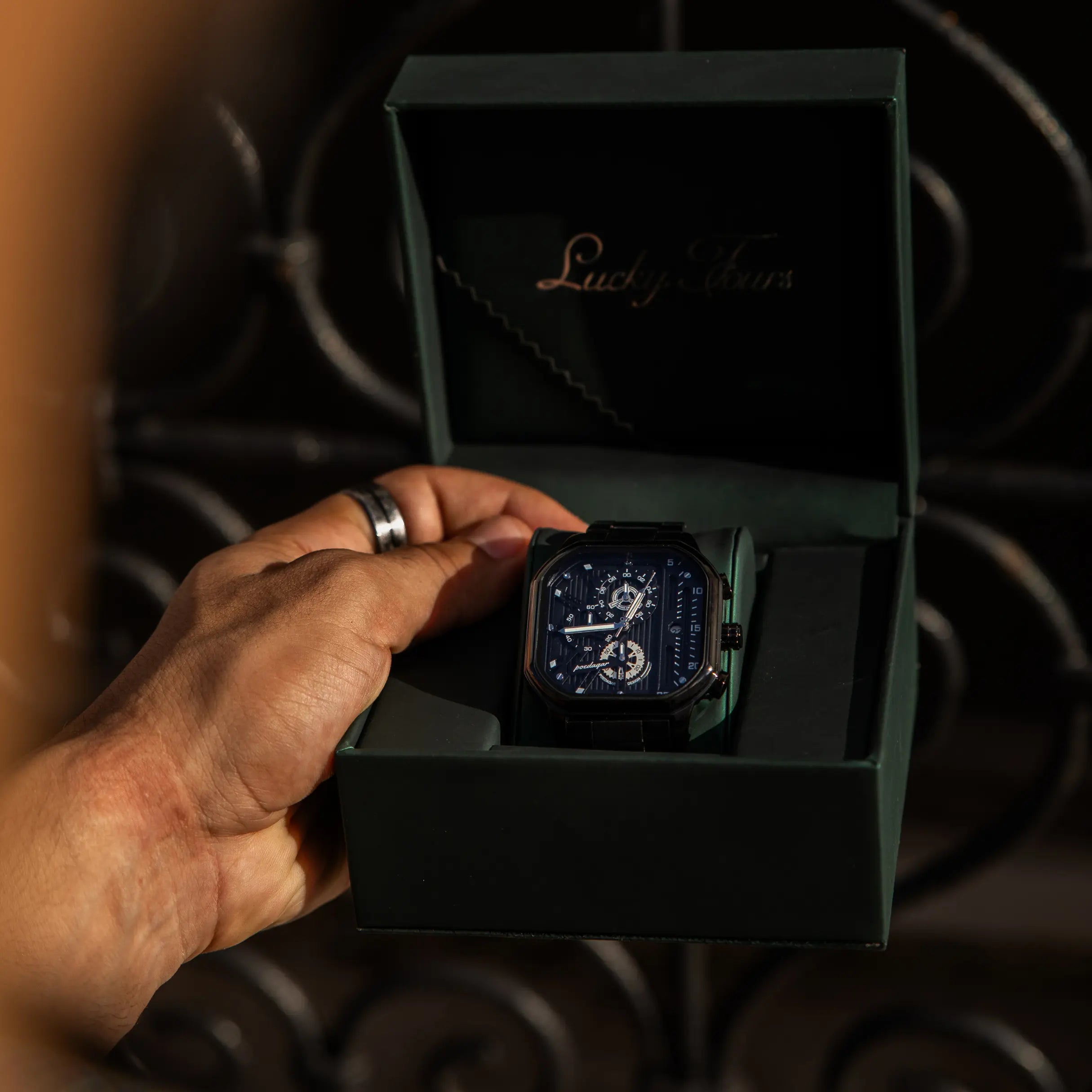 Lucky Fours Noble Pine Men's Watch